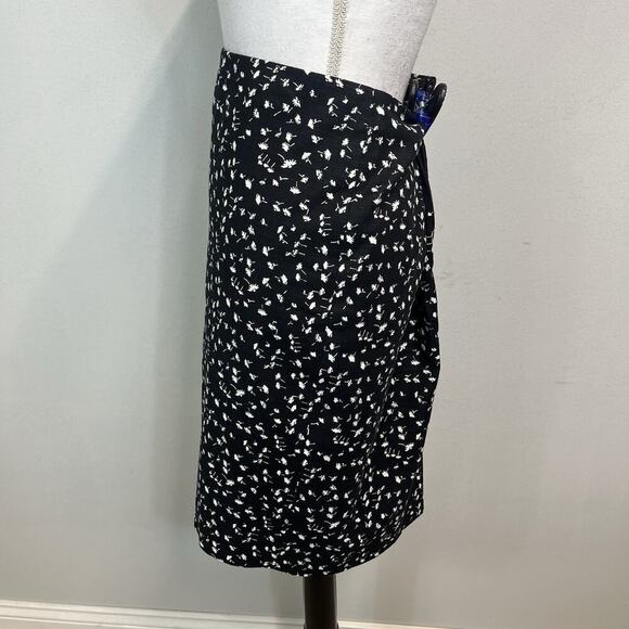 J. Crew Skirt sz 6 Petite Black White Floral Straight Pencil Knee Church Casual - Picture 6 of 8